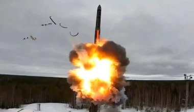 «Oreshnik»: Το ρωσικό «τέρας» που εξαϋλώνει τα πάντα – 45 φορές η ισχύς της Χιροσίμα και ταχύτητα Mach 10