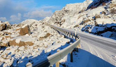 Γαλλία: Οδηγός έπεσε με το αυτοκίνητο σε χαράδρα 300 μέτρων – Βρέθηκε ολοζώντανος μετά από πέντε ημέρες