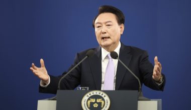 Ν.Κορέα: Ο πρώην πρόεδρος Γιουν Σοκ Γελ άσκησε έφεση στην καταδίκη του να εκτίσει ισόβια κάθειρξη