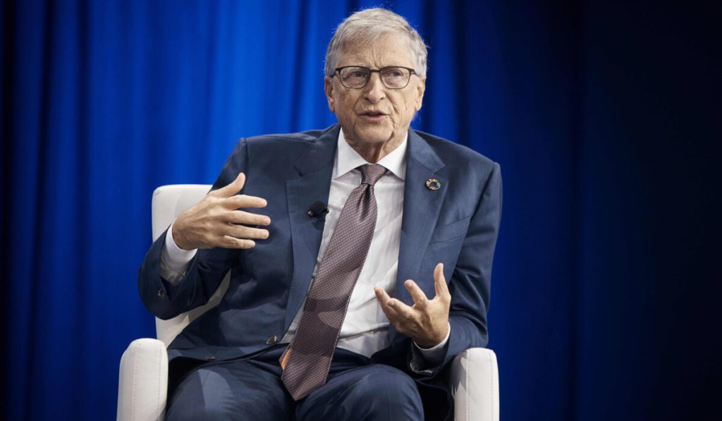 Ο Μπιλ Γκέιτς ζήτησε συγγνώμη για τις επαφές με τον Τζέφρι Έπσταϊν – «Δεν έκανα κάτι παράνομο»