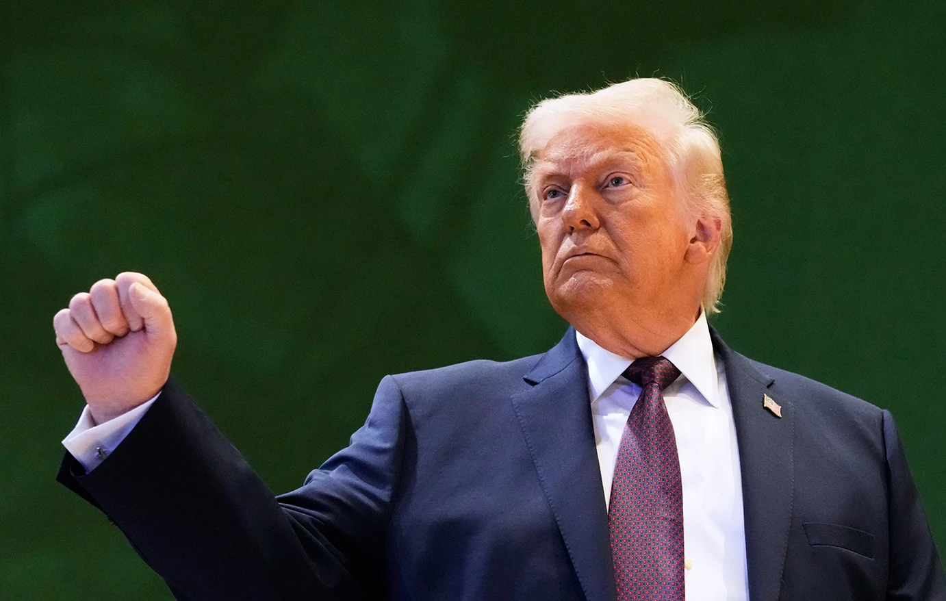 Ο Ν.Τραμπ θα βάλει τις τράπεζες να ελέγχουν αν οι λογαριασμοί που κρατούν είναι παράνομων μεταναστών