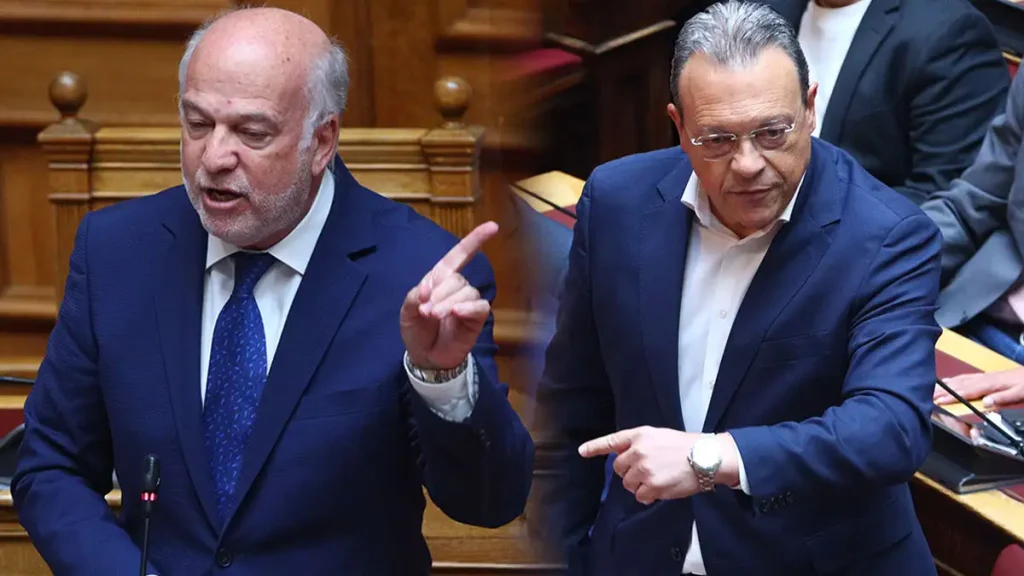 Σύγκρουση Γ.Φλωρίδη-Σ.Φάμελλου για τις εκταφές των θυμάτων στα Τέμπη