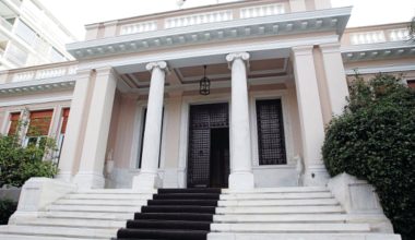 Κυβερνητικές πηγές σε Α.Σαμαρά: «Δεν χάνονται μέσω συμφωνιών με ιδιωτικές εταιρείες τα κυριαρχικά δικαιώματα»