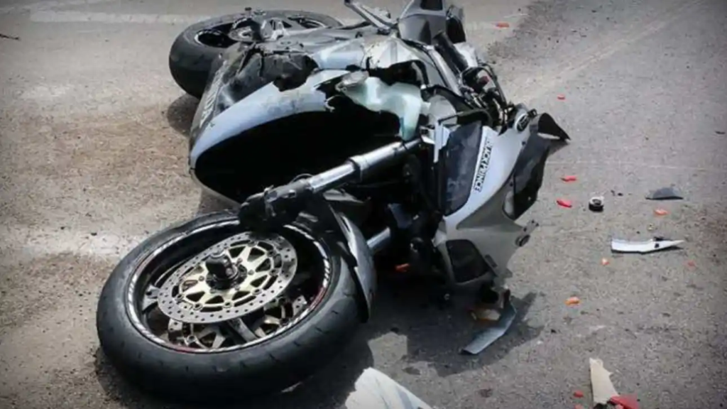 Τροχαίο δυστύχημα στο Πέραμα: Νεκρός 26χρονος από τη σύγκρουση δύο μηχανών