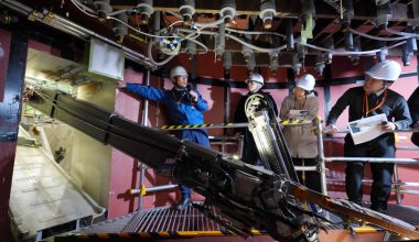 Ιαπωνία: Ρομπότ με μορφή φιδιού θα πάρει δείγμα από τα ραδιενεργά συντρίμμια στη Φουκουσίμα