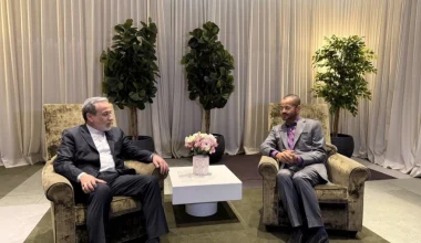 Γενεύη: Σε παύση για «διαβουλεύσεις μεταξύ των αντιπροσωπειών» τέθηκαν οι έμμεσες συνομιλίες ΗΠΑ – Ιράν