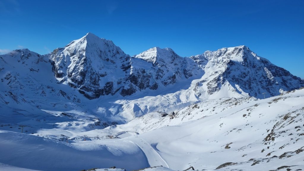 Ιταλία: Nεκροί δύο ορειβάτες που παρασύρθηκαν από χιονοστιβάδα