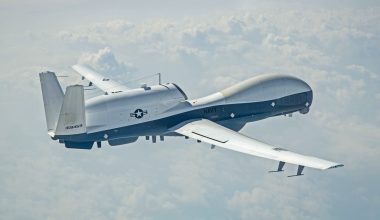 Οι Αμερικανοί έχασαν ένα MQ-4C Triton πάνω από τα Στενά του Ορμούζ! – Κατηγορούν Ρωσία και Κίνα