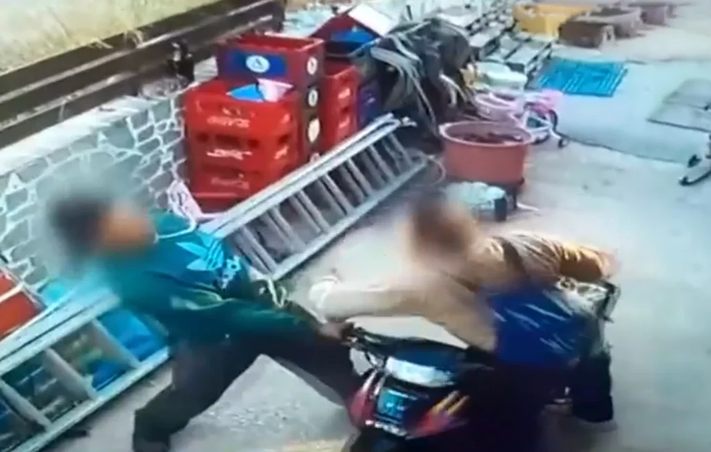 Δολοφονία στην Λέρο: Στη δημοσιότητα βίντεο ντοκουμέντο από έντονο διαπληκτισμό μεταξύ πατέρα και γιου