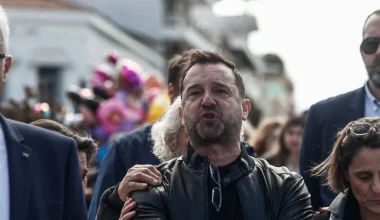 Ν.Πλακιάς για Τέμπη: «Ήξερα ότι δεν θα ξαναέβλεπα τα παιδιά μου από τη στιγμή που βγήκα από το σπίτι»