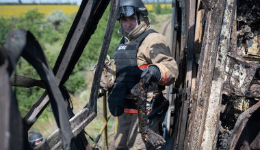 «Ό,τι κινείται, εκτελείται»: Οι μπροστάρηδες της ρωσικής Rubicon σφυροκοπούν τους Ουκρανούς στο Σούμι (βίντεο)