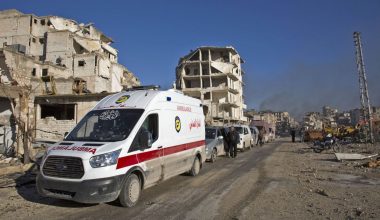 Συρία: Iρανικός πύραυλος έπληξε κτίριο – Τουλάχιστον τέσσερις νεκροί