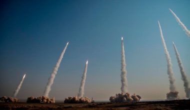 Γάλλος δημοσιογράφος από το Ισραήλ: «Οι ιρανικοί πύραυλοι πέφτουν συνεχώς – Δεν αρκούν τα αντιπυραυλικά συστήματα»