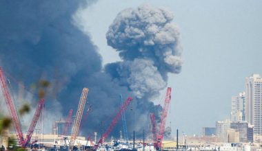 Καίγεται το Άμπου Ντάμπι από τους ιρανικούς πυραύλους: Είχε δώσει βάσεις στις ΗΠΑ για να χτυπήσουν το Ιράν (βίντεο)