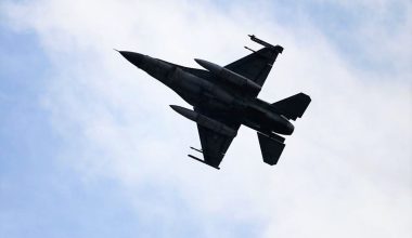 Δεκάδες πλήγματα κατά ιρανικών στόχων από αμερικανικά μαχητικά και πυραύλους cruise!