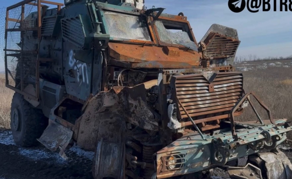 Η ρωσική ομάδα μάχης «Κέντρο» κατέστρεψε πληθώρα δυτικών οχημάτων των Ουκρανών στη Νοβοπάβλοφκα (βίντεο)