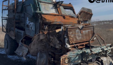 Η ρωισκή ομάδα μάχης «Κέντρο» κατέστρεψε πληθώρα δυτικών οχημάτων των Ουκρανών στη Νοβοπάβλοφκα (βίντεο)