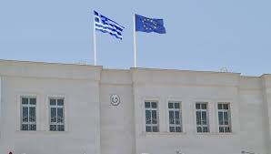 Έκτακτη οδηγία της ελληνικής πρεσβείας στο Άμπου Ντάμπι προς τους Έλληνες πολίτες: «Μείνετε στα σπίτια σας»