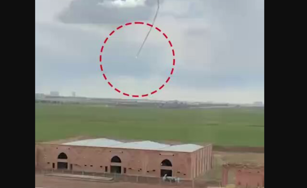 Βαλλιστικοί ιρανικοί πύραυλοι πλήττουν αντιαεροπορικά συστήματα στην βάση των ΗΠΑ στο Ιρμπίλ του Ιράκ (βίντεο)