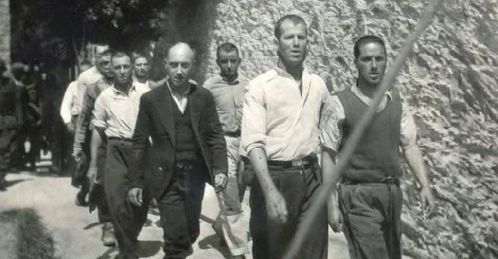 Στο υπουργείο Πολιτισμού πέρασαν οριστικά οι 262 φωτογραφίες των εκτελεσθέντων της Καισαιριανής