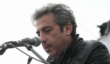 Π.Ασλανίδης για Τέμπη: «Ζητάμε να χυθεί άπλετο φως στο έγκλημα» – Η ομιλία του στο συλλαλητήριο στο Σύνταγμα