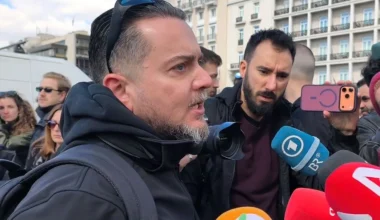 Θ.Ελευθεριάδης για συλλαλητήριο Τεμπών: «Με σταμάτησε η αστυνομία για σωματικό έλεγχο, ενώ ήξεραν ποιος είμαι»