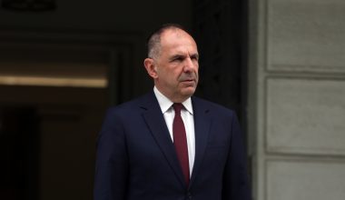 Γ.Γεραπετρίτης για Μέση Ανατολή: «Να δοθεί προτεραιότητα στην αποκλιμάκωση και στη διπλωματία»
