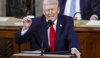 Ν.Τραμπ: Aνακοίνωσε πως οι αμερικανικές δυνάμεις βύθισαν εννέα ιρανικά πλοία – «Θα κυνηγήσουμε και τα υπόλοιπα»