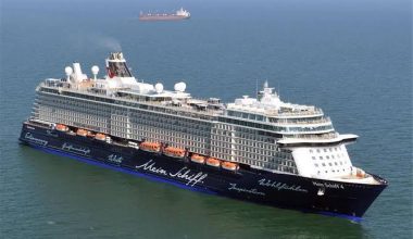 Αμπού Ντάμπι: Ιρανικός πύραυλος κατέπεσε κοντά σε γερμανικό κρουαζιερόπλοιο με περίπου 3.500 επιβάτες!