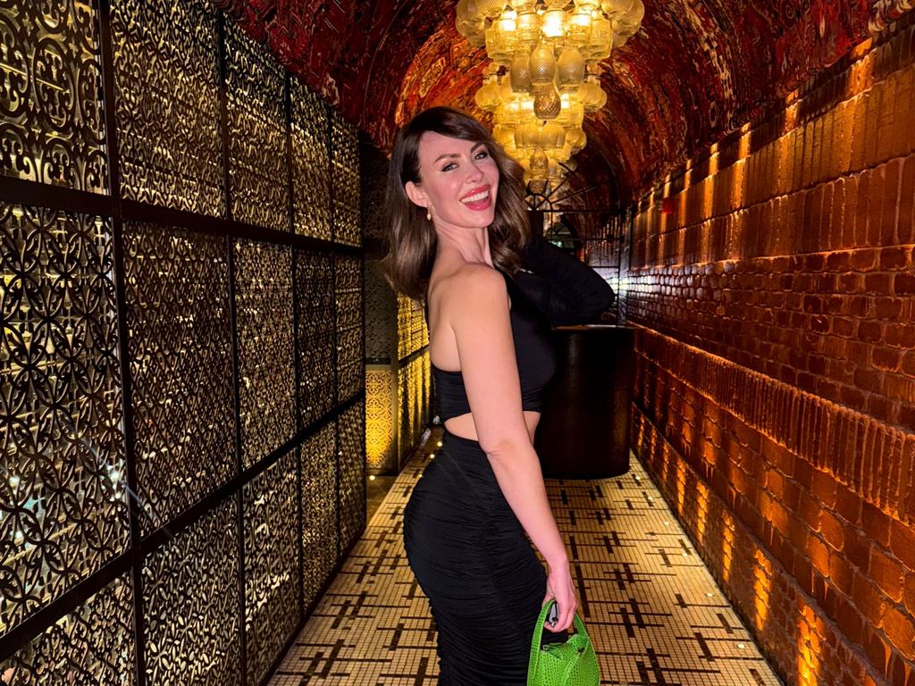 Αυστραλή influencer προκάλεσε «θύελλα» αντιδράσεων με βίντεο που δημοσίευσε από το Ντουμπάι: «Είσαι εγωίστρια»