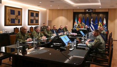 Ο Ν.Δένδιας συγκάλεσε έκτακτη σύσκεψη στο ΥΠΕΘΑ για τις εξελίξεις στη Μέση Ανατολή