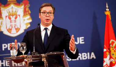 Πρόεδρος Σερβίας Α.Βούτσιτς: «Θραύσματα προκάλεσαν ζημιές στην πρεσβεία μας στην Τεχεράνη»