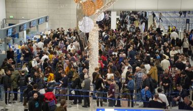 Ακυρώνονται ή ματαιώνονται προσωρινά δεκάδες πτήσεις από το «Ελ.Βενιζέλος» εξαιτίας των εξελίξεων στη Μέση Ανατολή