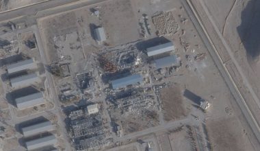 Αντιπρόεδρος Ιράν: «Το Ισραήλ και οι ΗΠΑ επιτέθηκαν στην πυρηνική εγκατάσταση του Νατάνζ»