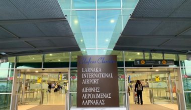 Διαδοχικά ακυρώνουν πτήσεις οι αεροπορικές προς την Κύπρο: Θα απαγορευτούν συνολικά;