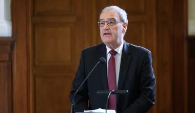 Παρέμβαση της Ελβετίας: «Να πάρουν ξανά την διπλωματική οδό όλα τα εμπλεκόμενα μέρη των γεγονότων στη Μέση Ανατολή»