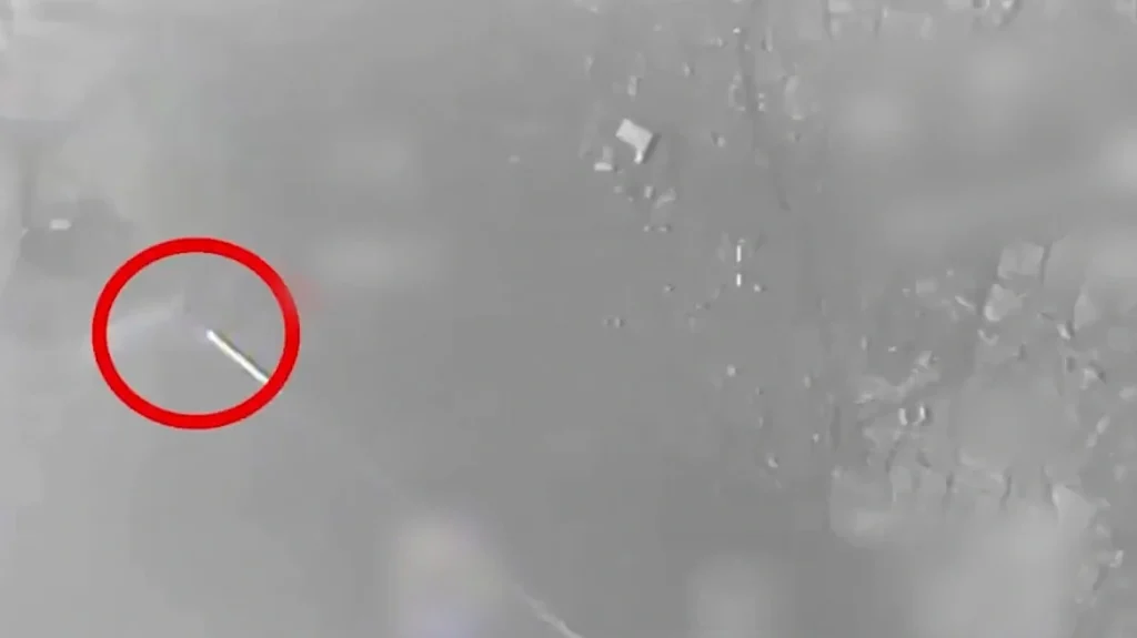 Βίντεο: Iσραηλινός πιλότος μαχητικού αποφεύγει την τελευταία στιγμή ιρανικό πύραυλο!