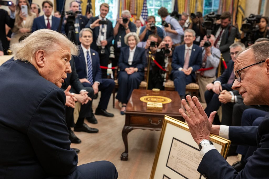 Ντ.Τραμπ: «Χτυπήσαμε και τη νέα ηγεσία του Ιράν – Εάν  δεν είχαμε επιτεθεί  εμείς θα το έκαναν αυτοί πρώτα»