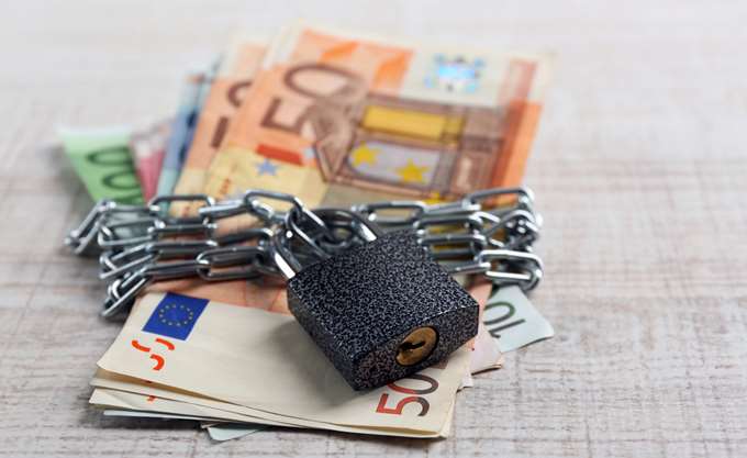 O «λογαριασμός» που θα κληθεί να πληρώσει η ελληνική οικονομία για τον πόλεμο στον Κόλπο θα είναι ιδιαίτερα μεγάλος