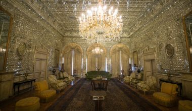 Εκτεταμένες ζημιές στο Παλάτι Γκολεστάν μετά τις αμερικανο-ισραηλινές επιθέσεις στο Ιράν (βίντεο)