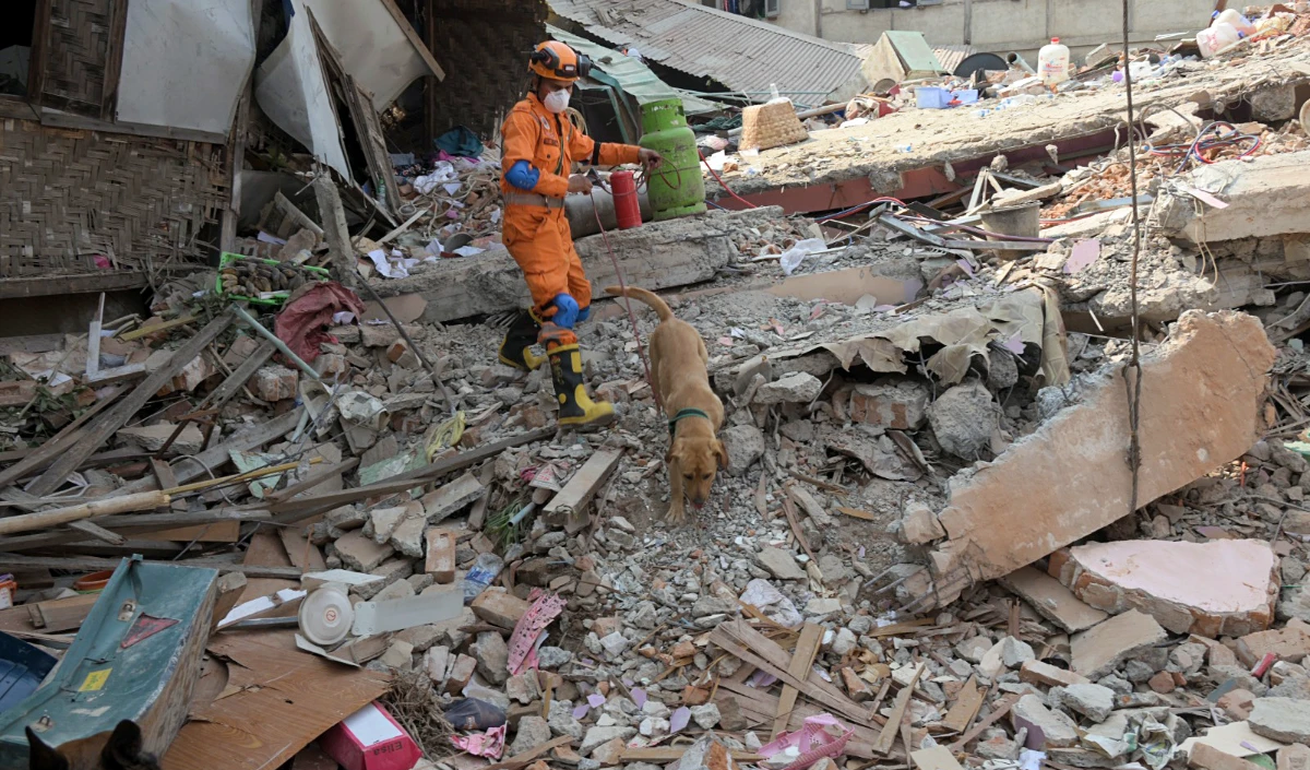 Σείεται η Ινδονησία: Ισχυρός σεισμός 6,1 Ρίχτερ στην Σουμάτρα