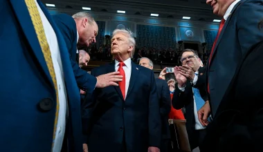 N.Tραμπ: «Η ηγεσία του Ιράν χάθηκε – Τους διαλύσαμε την αεράμυνα, το Ναυτικό και την πολεμική Αεροπορία»