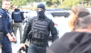 Συνελήφθησαν επ’αυτοφόρω δύο αλλοδαποί που θα έφερναν παράνομους μετανάστες στη χώρα μας