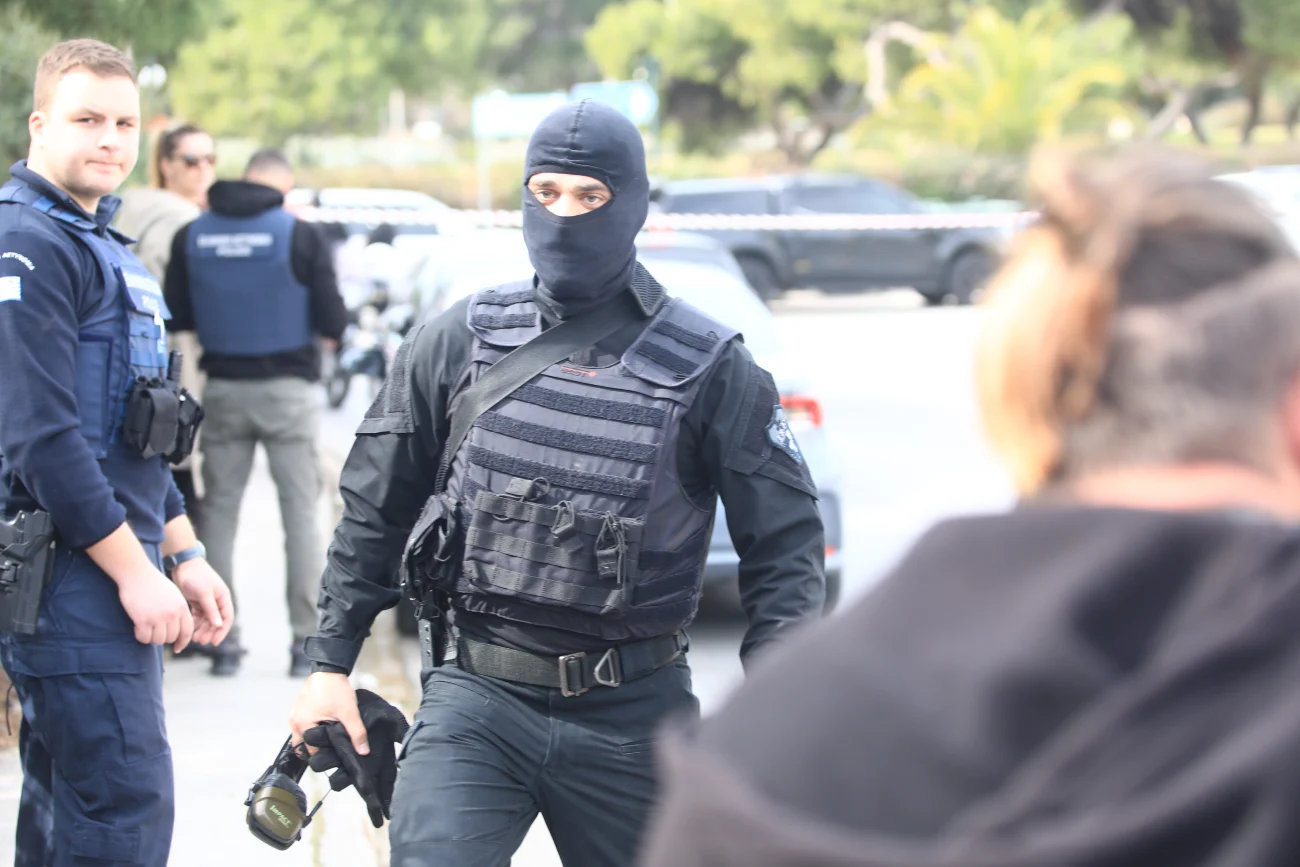 Συνελήφθησαν επ’αυτοφόρω δύο αλλοδαποί που θα έφερναν παράνομους μετανάστες στη χώρα μας