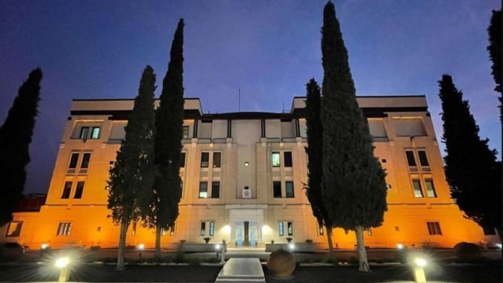 Κύπρος: Οδηγία από τις ΗΠΑ για την απομάκρυνση του μη υποχρεωτικού προσωπικού από την αμερικανική πρεσβεία