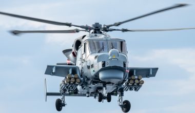 Η Βρετανία στέλνει… δύο ελικόπτερα για την προστασία της Κύπρου