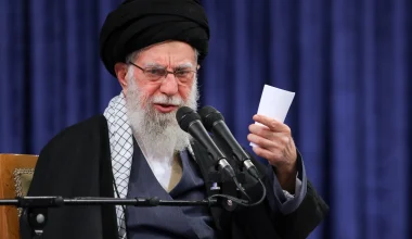 Σήμερα οι Ιρανοί θα πουν το τελευταίο αντίο στον Αλί Χαμενεΐ – Τρεις μέρες θα διαρκέσει η νεκρώσιμος τελετή