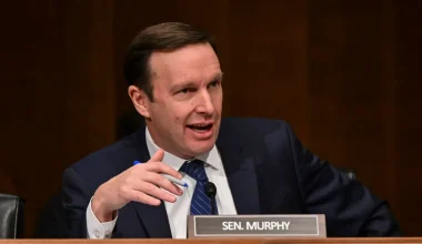 Γερουσιαστής Κρις Μέρφι: «Μας είπαν ότι δεν μπορούν να προστατέψουν τους Αμερικανούς στρατιώτες από τα drones»