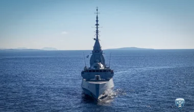 Έφθασαν στην Κύπρο οι δύο φρεγάτες «Κίμων» και «Ψαρά» – Πότε θα φτάσει το γαλλικό αεροπλανοφόρο «Σαρλ Ντε Γκωλ»