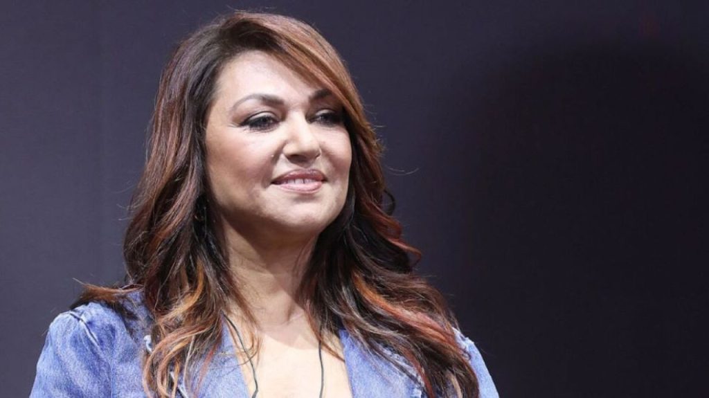 Καίτη Γαρμπή: «Στην Κύπρο ζει η αδερφή μου – Προσευχόμαστε, έχουμε τρομοκρατηθεί όλοι» (βίντεο)